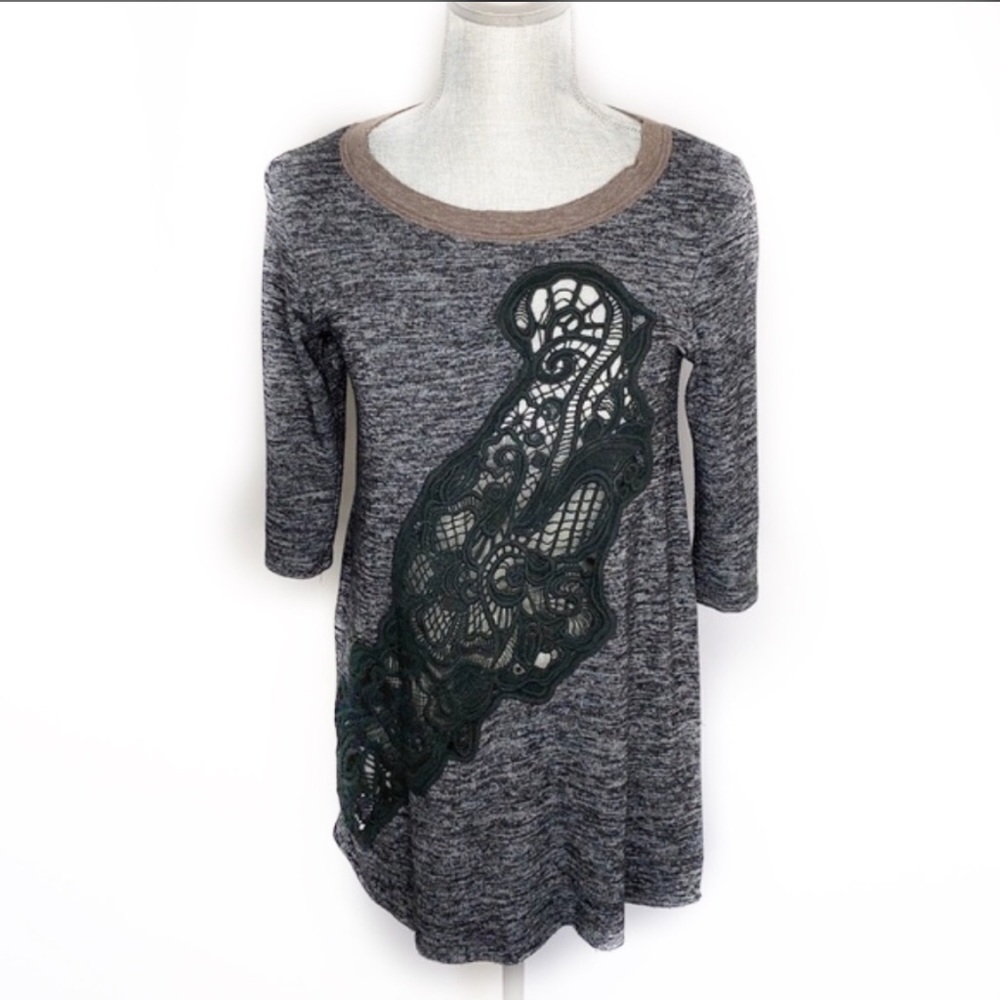 Free People Sweater Crochet Cut Out Small (D64)